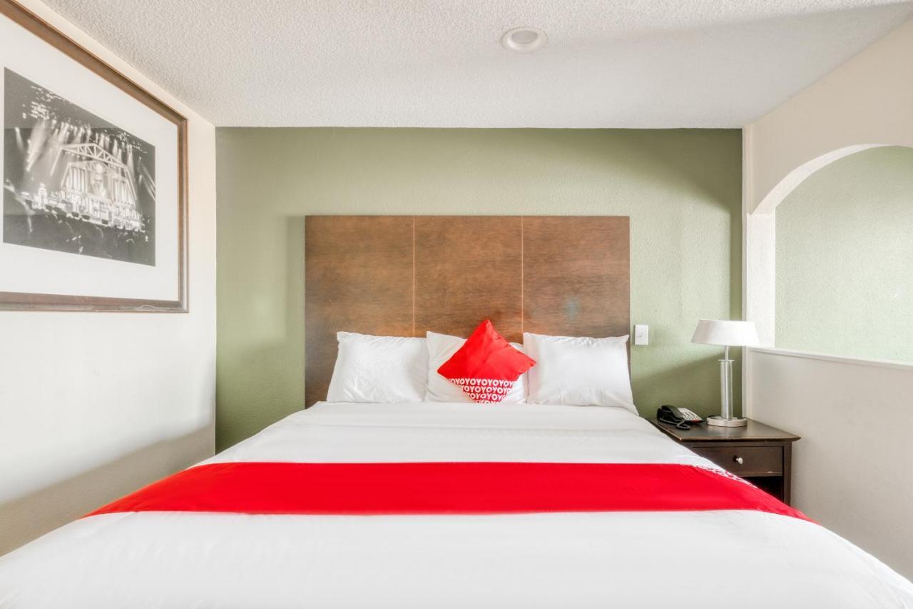 Oyo Hotel Rosenberg Tx I-69 Εξωτερικό φωτογραφία
