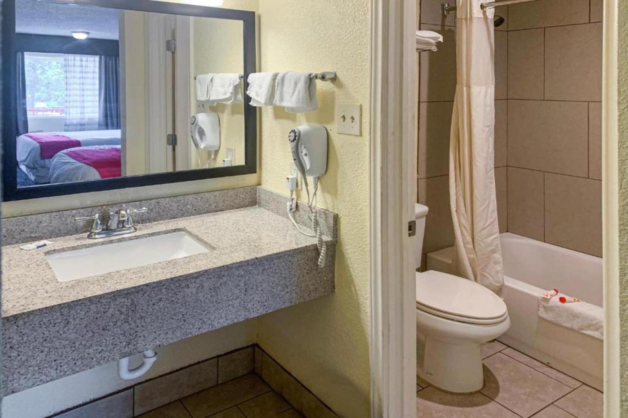Oyo Hotel Rosenberg Tx I-69 Εξωτερικό φωτογραφία
