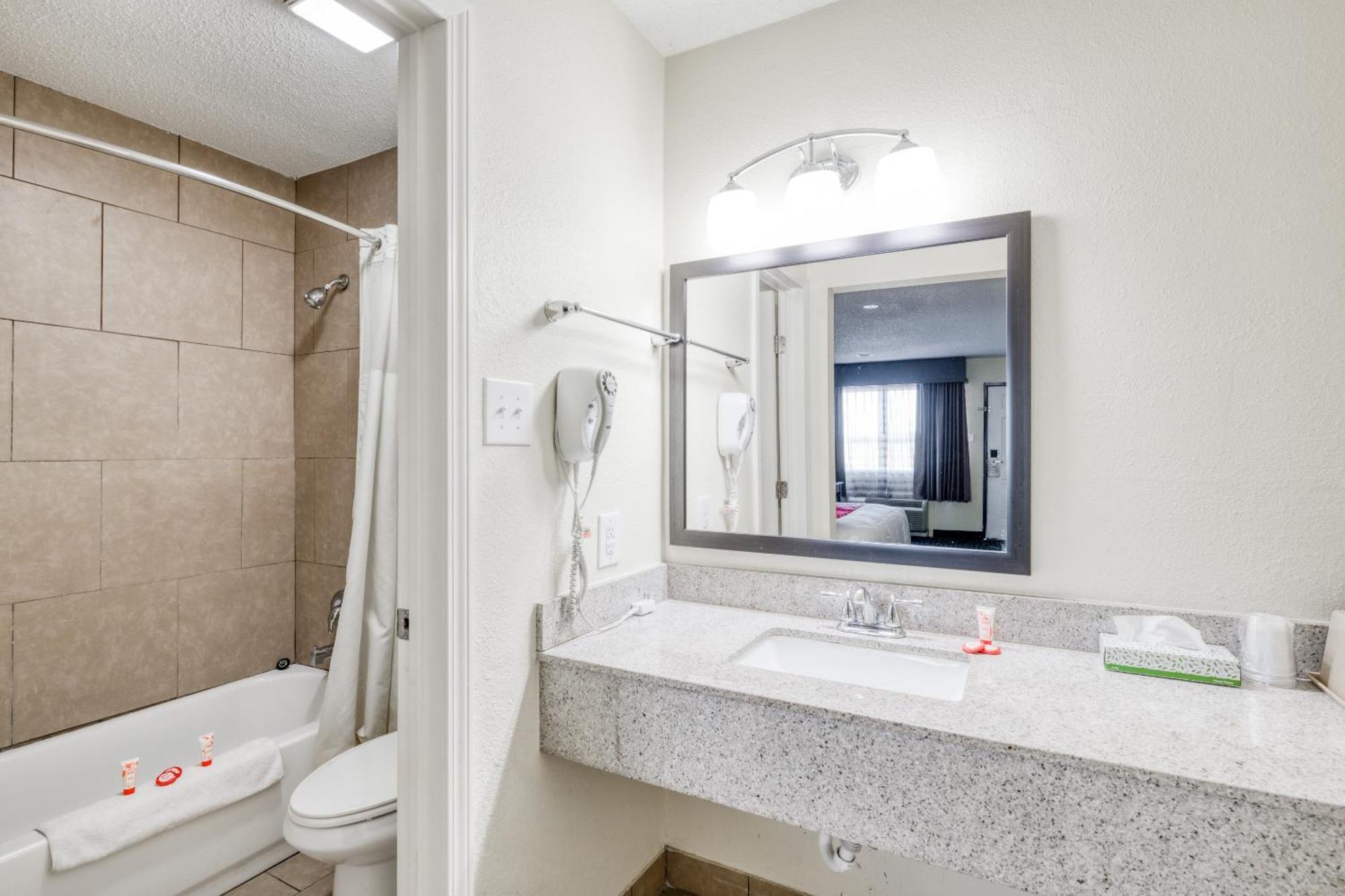 Oyo Hotel Rosenberg Tx I-69 Εξωτερικό φωτογραφία