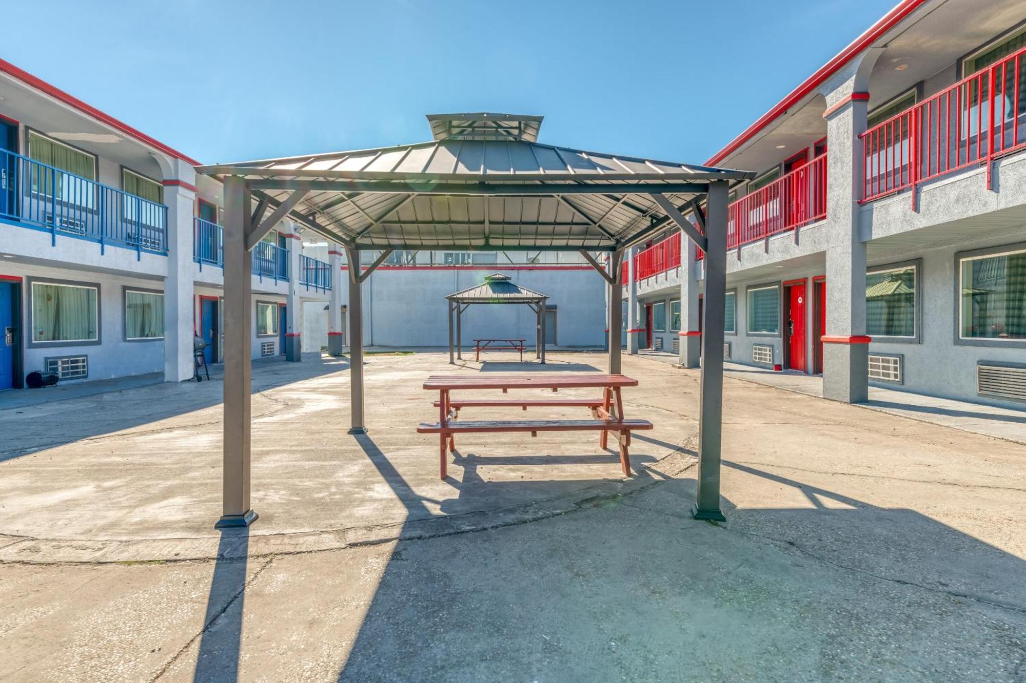 Oyo Hotel Rosenberg Tx I-69 Εξωτερικό φωτογραφία